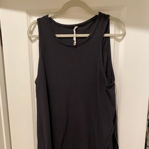 Lululemon women’s tank